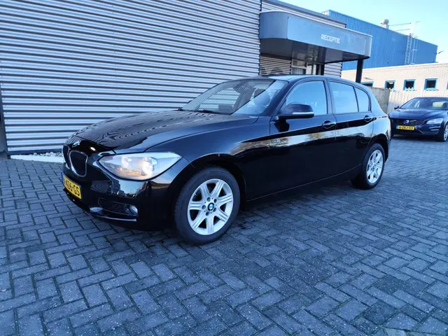 BMW 1 Serie 114i EDE Executive 2014 Benzine