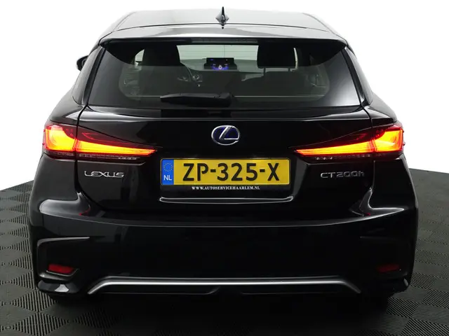 Lexus CT 200h Business Line 2019 Hybride Benzine 28