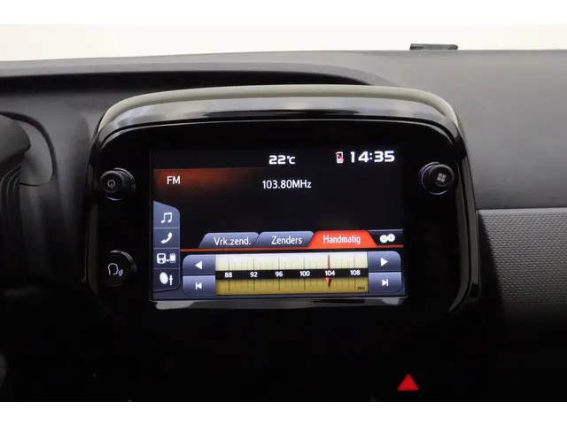 Peugeot 108 1.0 e-VTi Allure 2019 Benzine 21