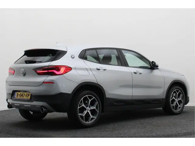 BMW X2 sDrive20i High Executive Automaat 2019 Benzine 20