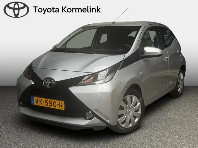 Toyota Aygo 1.0 VVT-i x-play automaat 2017 Benzine