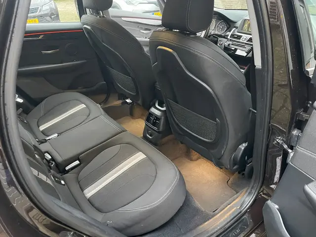 BMW 2 Serie Active Tourer 216i Executive 2017 Benzine 16