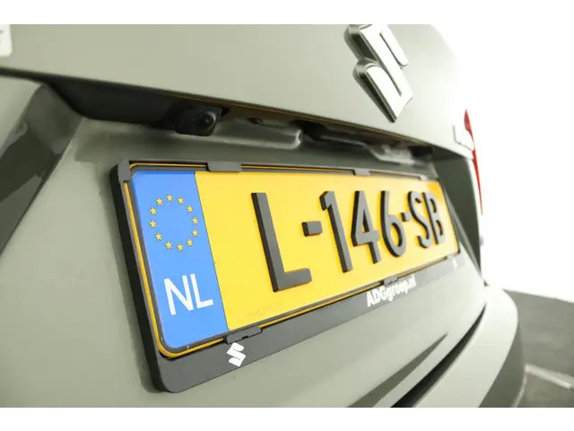 Suzuki Ignis 1.2 Smart Hybrid Style 2021 Benzine 43