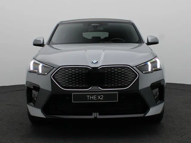 BMW iX2 eDrive20 2026 Elektrisch 3