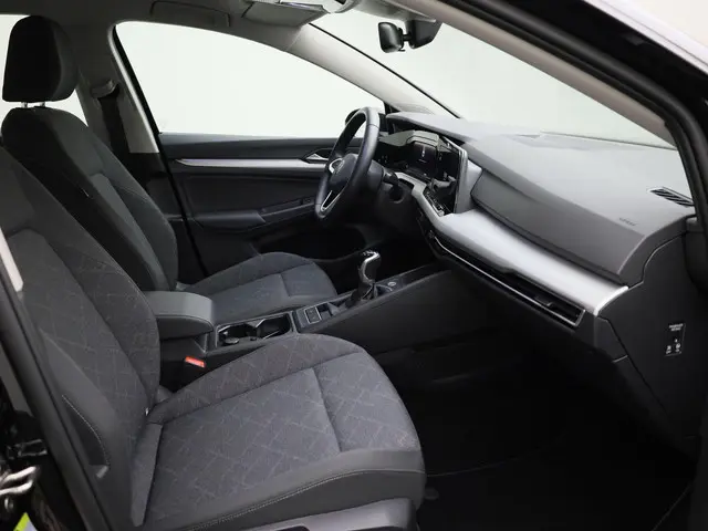 Volkswagen Golf 1.5TSI/130PK Life 2024 Benzine 16