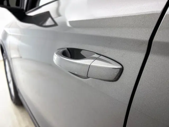 SEAT Arona 1.0 TSI AUTOM. Style Connect 2024 Benzine 28