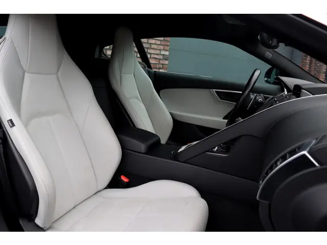 Jaguar F-Type 2.0T 301 PK Aut8 | 2017 Benzine 4