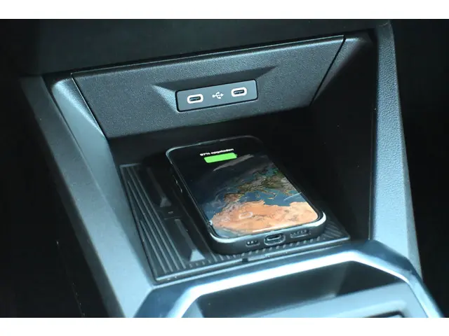 Renault Clio esprit Alpine 2026 Hybride Benzine 29