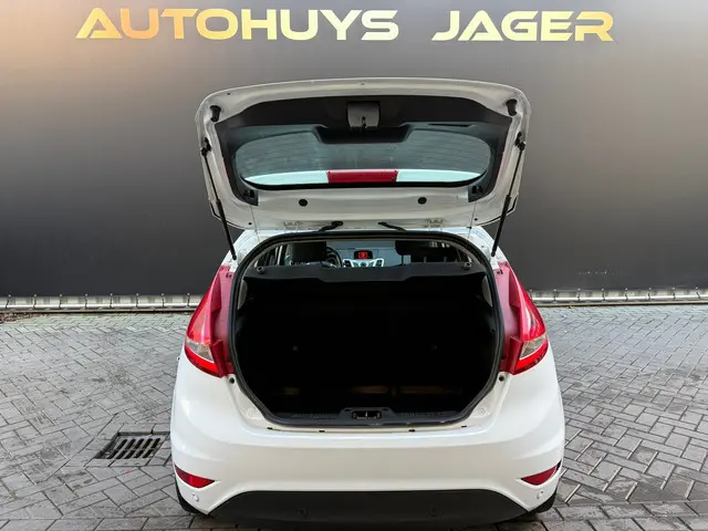 Ford Fiesta 1.25 Titanium 2013 Benzine 13