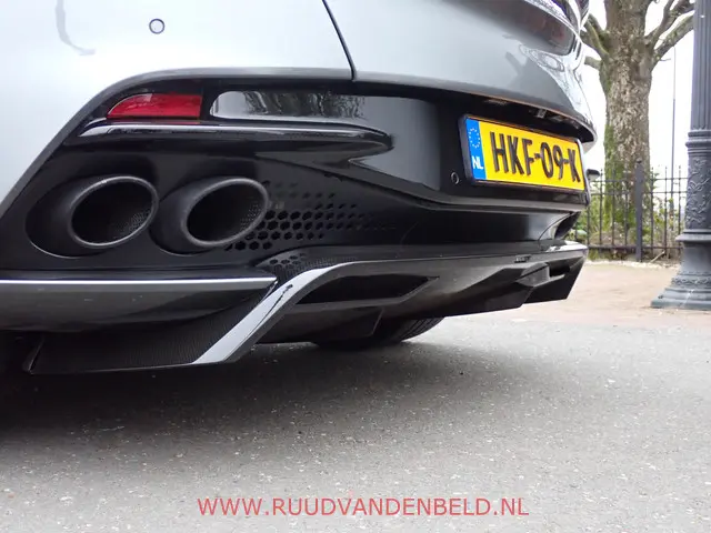 Aston Martin DBS 5.2 V12 Superleggera 2019 Benzine 22