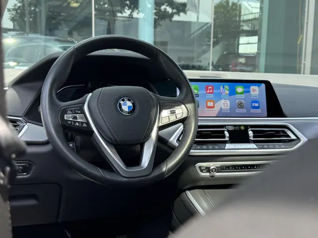 BMW X5 xDrive45e High Executive 2022 Hybride Benzine 7