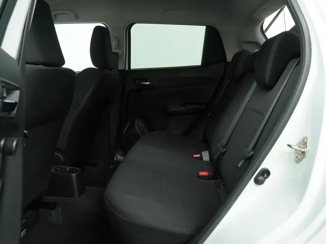 Suzuki Swift 1.2 Select Smart Hybrid 2022 Benzine 9