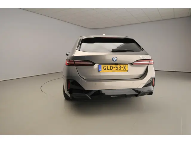 BMW 5 Serie Touring 530e 2024 Hybride Benzine 3