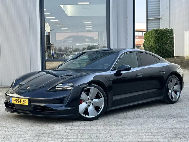 Porsche Taycan 4S Performance 84 kWh 2020 Elektrisch 43