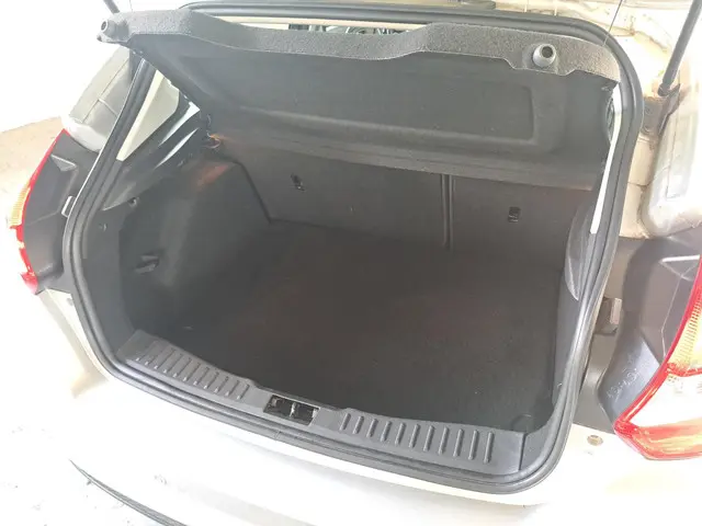 Ford Focus 1.0 EcoBoost Edition 2014 Benzine 10