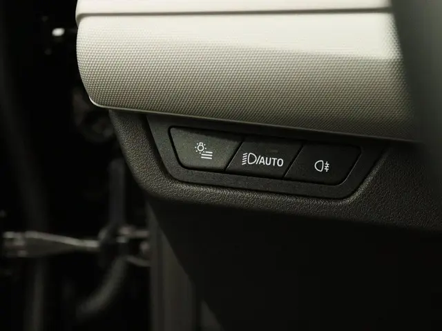 BMW iX2 eDrive20 2025 Elektrisch 10