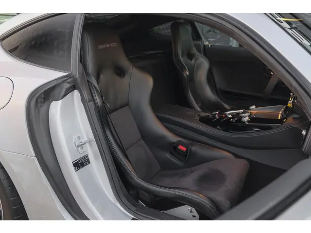 Mercedes-Benz AMG GT R 4.0 V8 585pk GTR 2018 Benzine 11