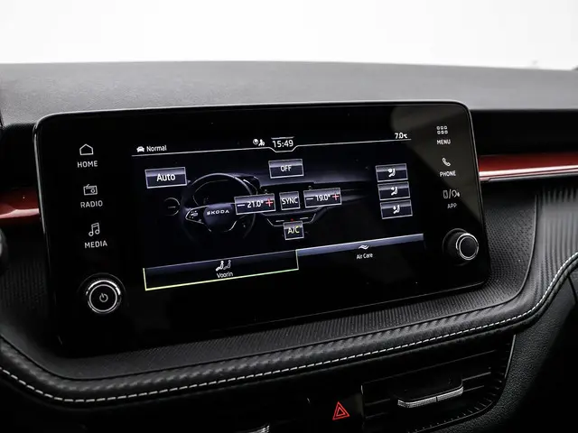 Škoda Fabia 1.0 TSI 115pk DSG Monte Carlo 2025 Benzine 9