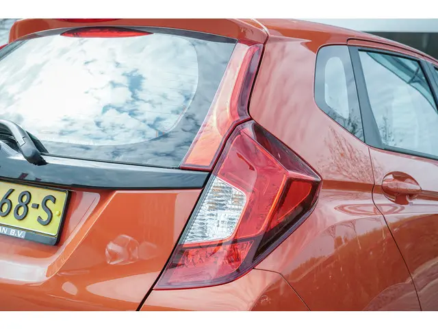 Honda Jazz 1.3i VTEC TREND 2017 Benzine 46
