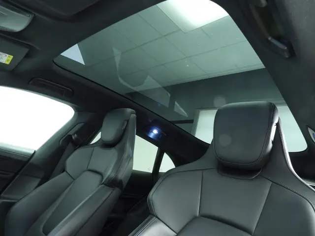 Porsche Taycan Cross Turismo 4S 93 kWh 2022 Elektrisch 23