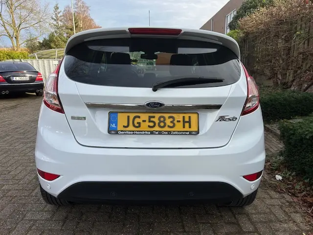 Ford Fiesta 1.0 EcoBoost Titanium/ 2016 Benzine 4
