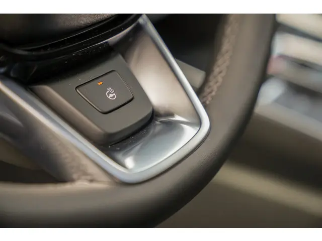 Honda CR-V 2.0 e:PHEV ADVANCE TECH 2025 Hybride Benzine 22