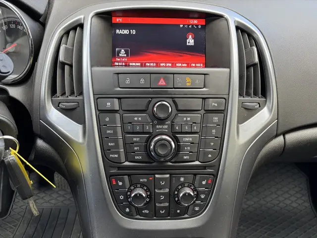 Opel Astra Sports Tourer 1.4 Turbo Business + 2016 Benzine 11