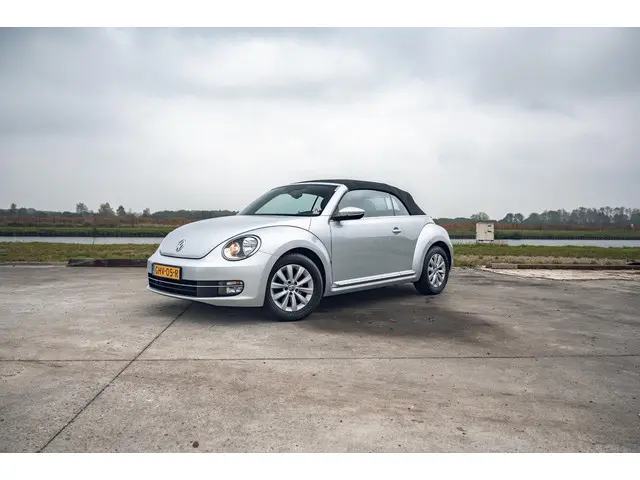 Volkswagen Beetle Cabriolet 1.2 TSI 2014 Benzine 35