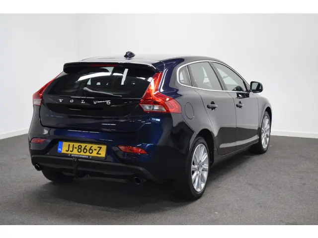 Volvo V40 2.0 T3 153pk Nordic+ 2016 Benzine 22