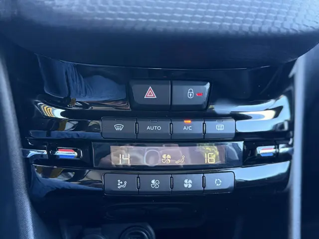 Peugeot 2008 1.2 PureTech Allure 2016 Benzine 14