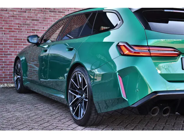 BMW M5 5-serie Touring 2024 Hybride Benzine 34