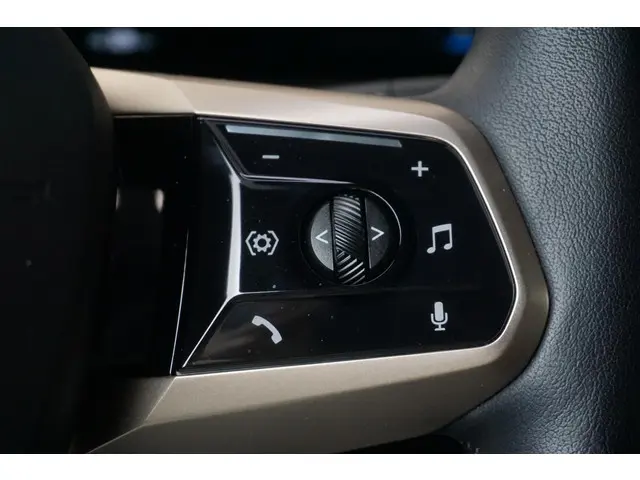 BMW iX xDrive50 2023 Elektrisch 29