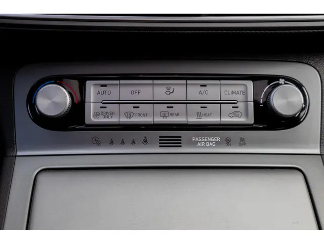 Hyundai Kona EV Premium 64 kWh 2020 Elektrisch 35
