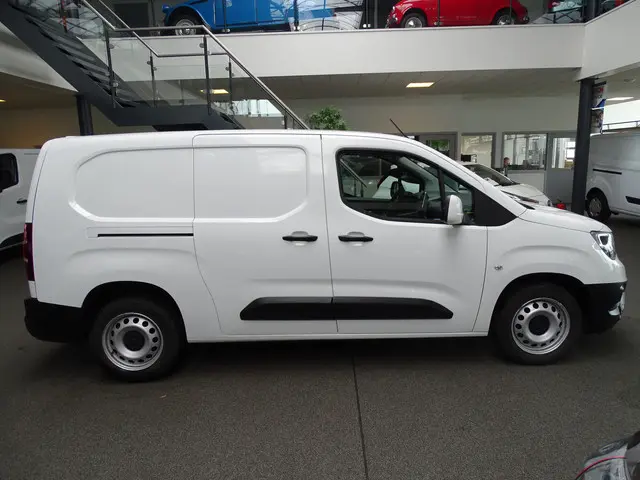 Opel Combo 1.5D L2H1 Edition 2021 Diesel 5