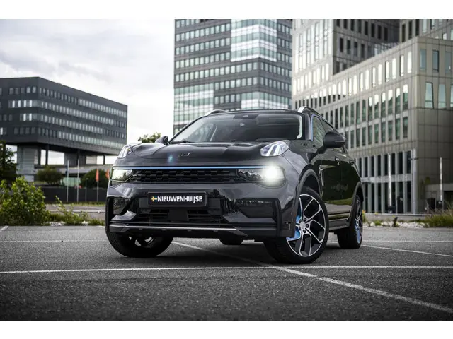 Lynk & Co 01 1.5 2022 Hybride Benzine 11