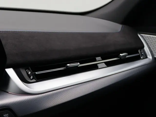 BMW iX2 eDrive20 2024 Elektrisch 30