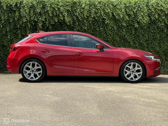 Mazda 3 2.0 SkyActiv-G 120 GT-M 2017 Benzine 7