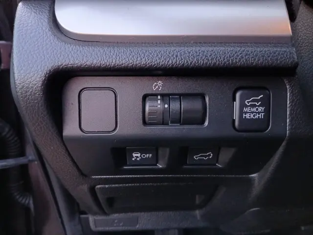 Subaru Forester 2.0 Executive 2013 Benzine 13