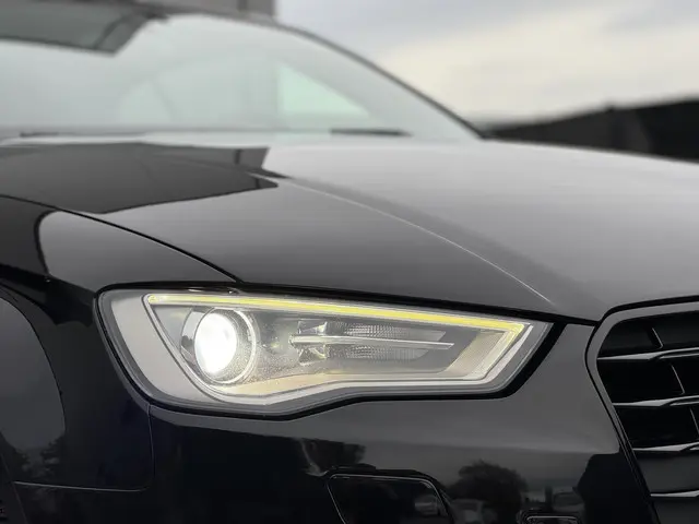 Audi A3 Cabriolet 1.4 TFSI CoD S Line 2015 Benzine 15