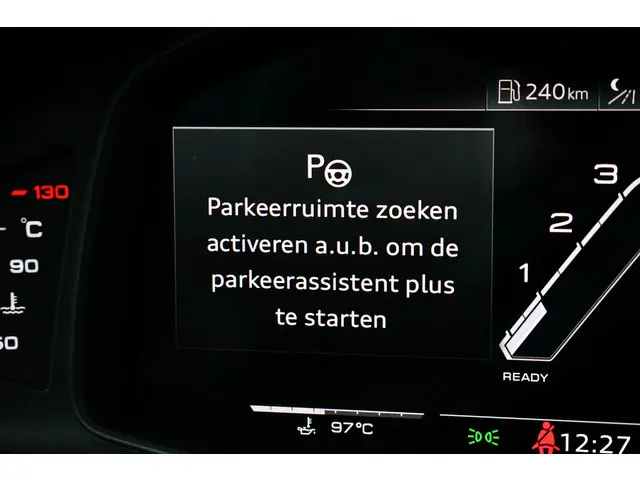 Audi RSQ8 4.0 TFSI quattro 810pk 2022 Benzine 67