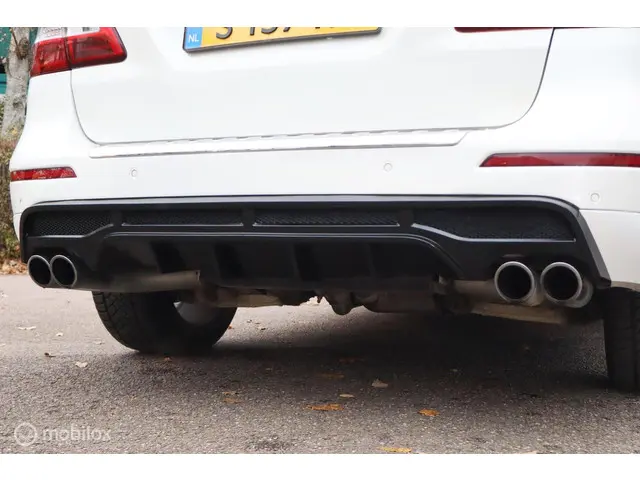 Mercedes-Benz M-Klasse 500 2013 Benzine 34