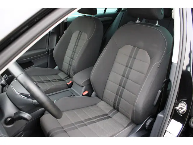 Volkswagen Golf 1.0 TSI 2017 Benzine 3