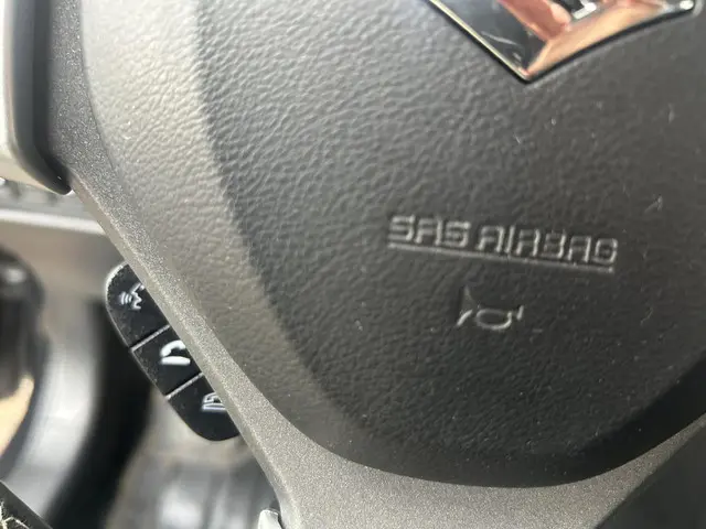 Suzuki Swift 1.2 Bandit EASSS 2016 Benzine 11