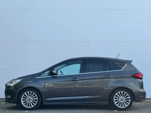 Ford C-MAX 1.5 Titanium 2018 Benzine 16