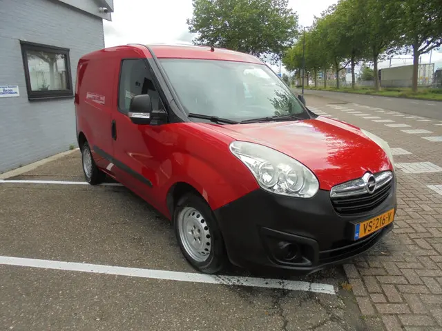 Opel Combo 1.3 CDTi L1H1 ecoFLEX 2016 Diesel 4