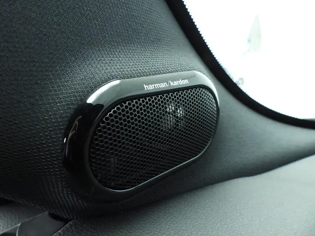 MINI 5-Deurs Cooper 2023 Benzine 31