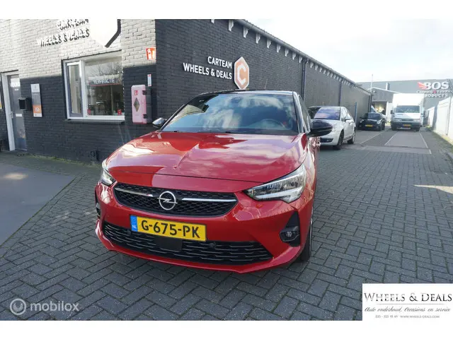 Opel Corsa 1.2 GS Line ( WEINIG KM! ) 2019 Benzine 3