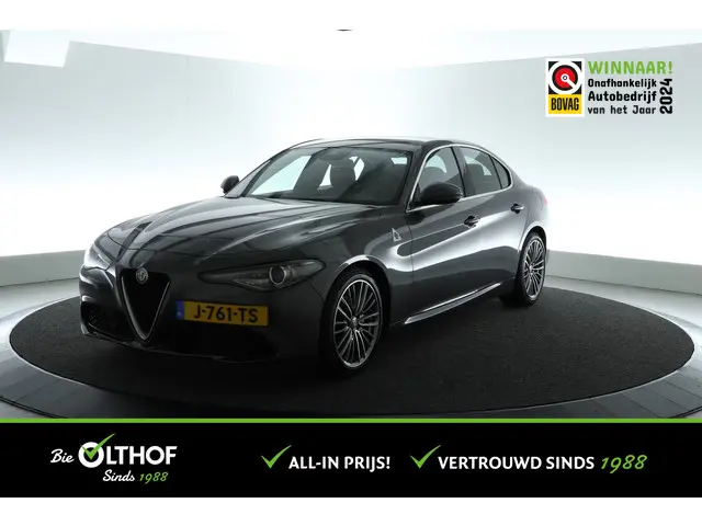 Alfa Romeo Giulia 2.0T Super 2017 Benzine