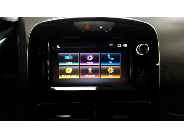 Renault Clio Estate 0.9 TCe Limited 2019 Benzine 9