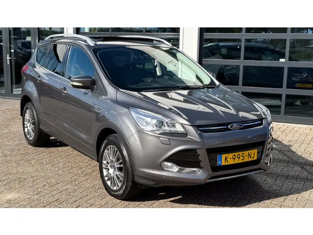 Ford Kuga 1.6 Titanium 2013 Benzine 6